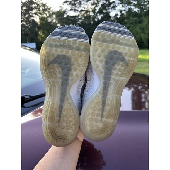 Nike Run Fast Light Weight Responsive Gray Shoes Low Top Lace Up USA Seller - Picture 8 of 9